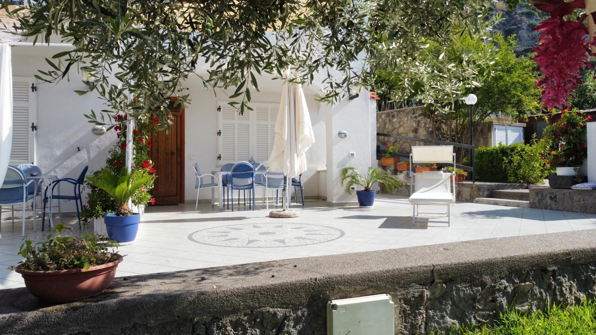 Апартаменти Blu Maronti Barano d'Ischia Екстер'єр фото